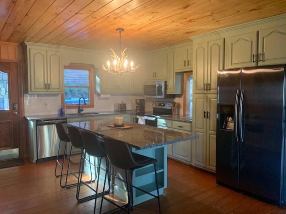 Lure Me Inn - Walk To All Resort Amenities Lake Lure Buitenkant foto