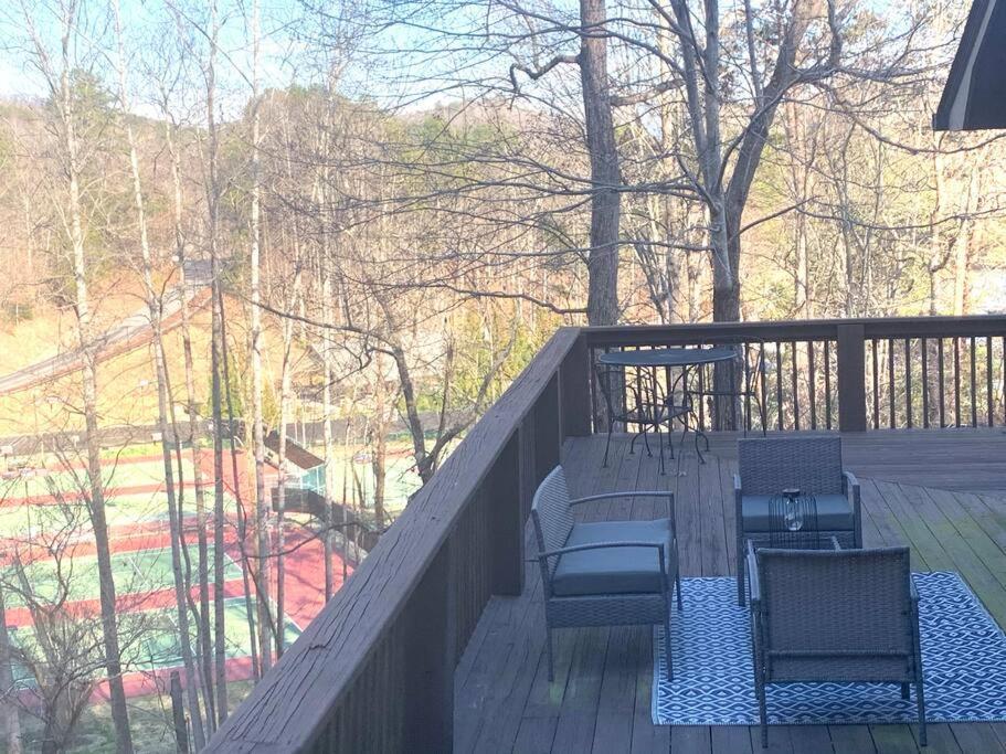 Lure Me Inn - Walk To All Resort Amenities Lake Lure Buitenkant foto